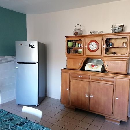 Lola Montigny-Sur-Crecy Exterior foto