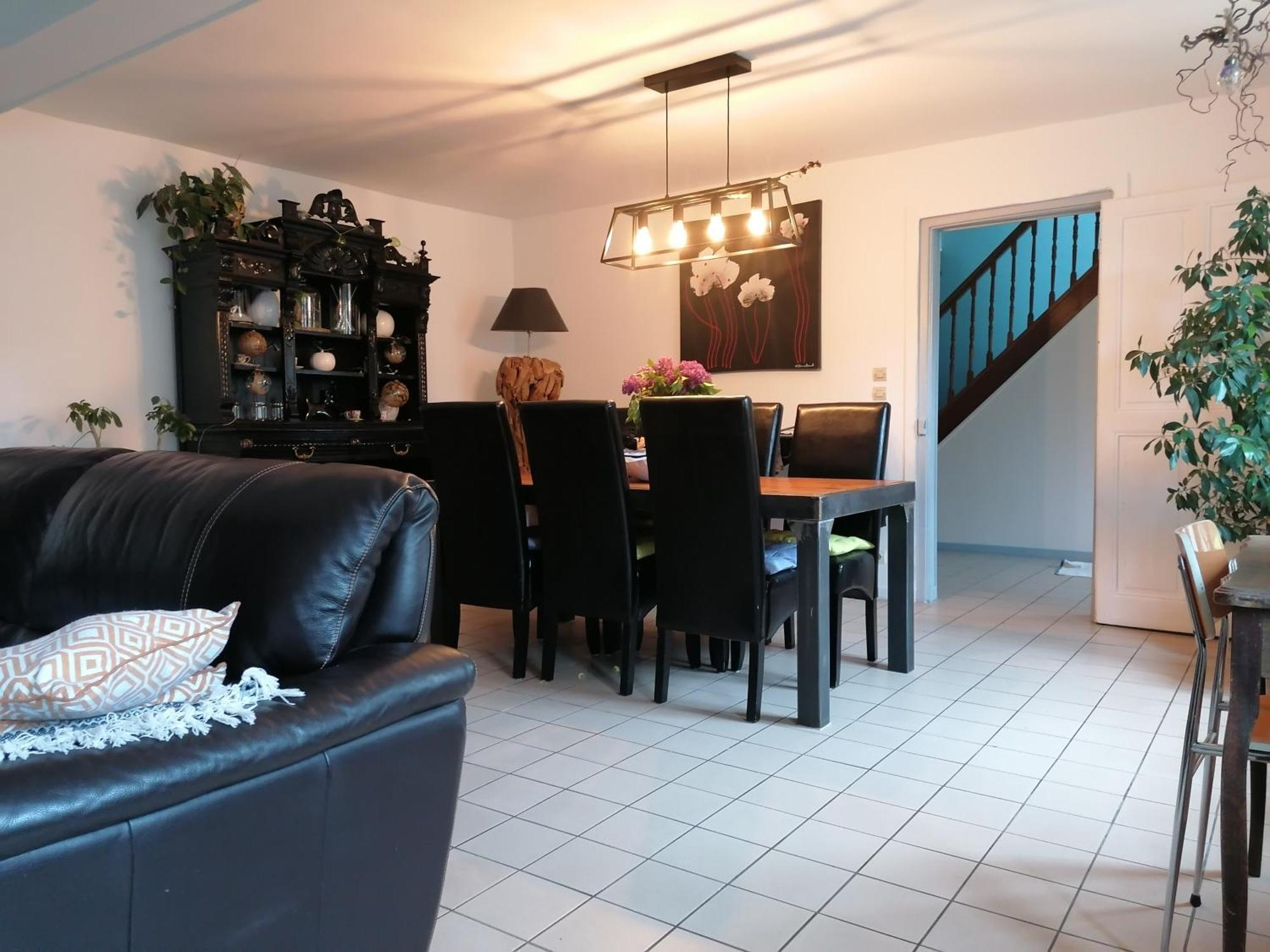 Lola Montigny-Sur-Crecy Exterior foto